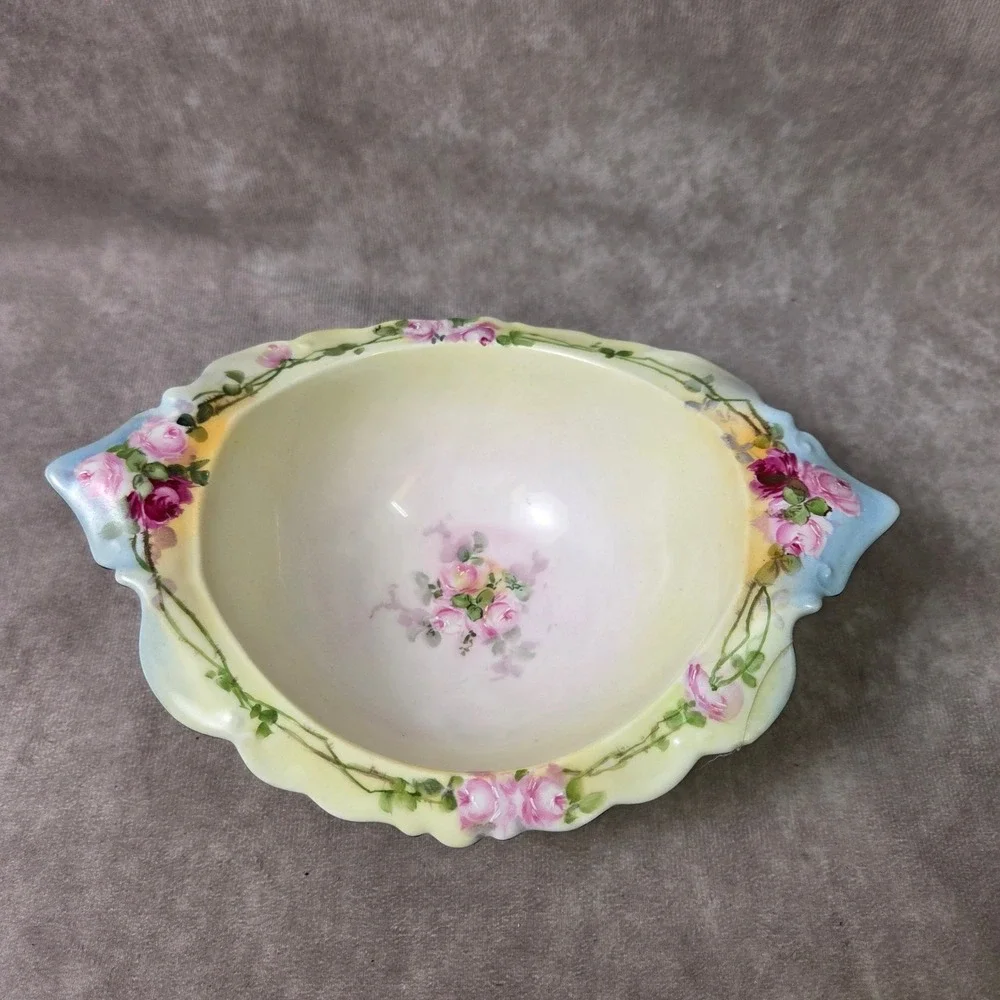 Limoges France Antique Footed Porcelain Bowl Hand Painted Pink Roses Gold Feet - Picture 1 of 8